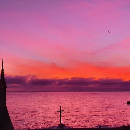 Le Phare De La Croix Pleine Vue Mer Centre Ville Конкарно Екстер'єр фото