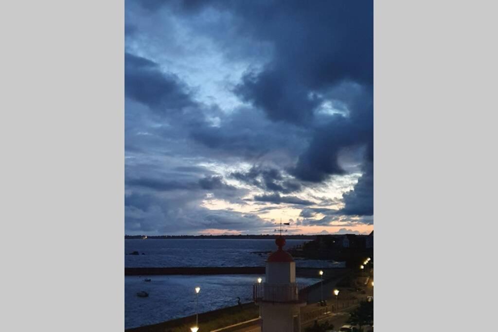 Le Phare De La Croix Pleine Vue Mer Centre Ville Конкарно Екстер'єр фото